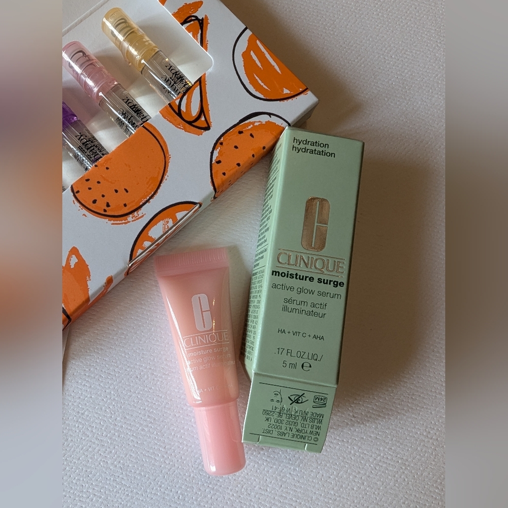 Clinique Lot - Picture 9 of 15